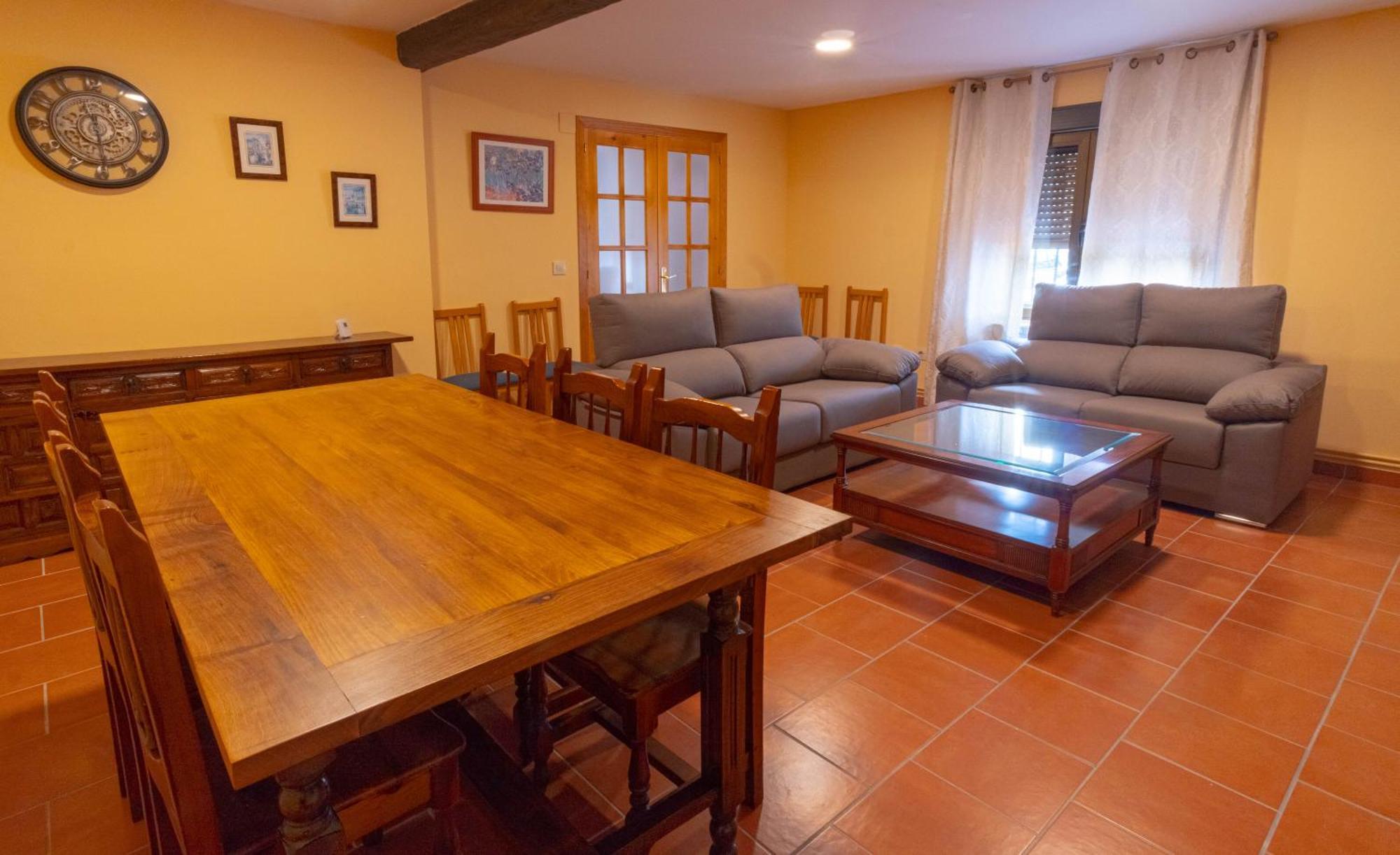 Holiday home La Casa Del Castillo Arevalo